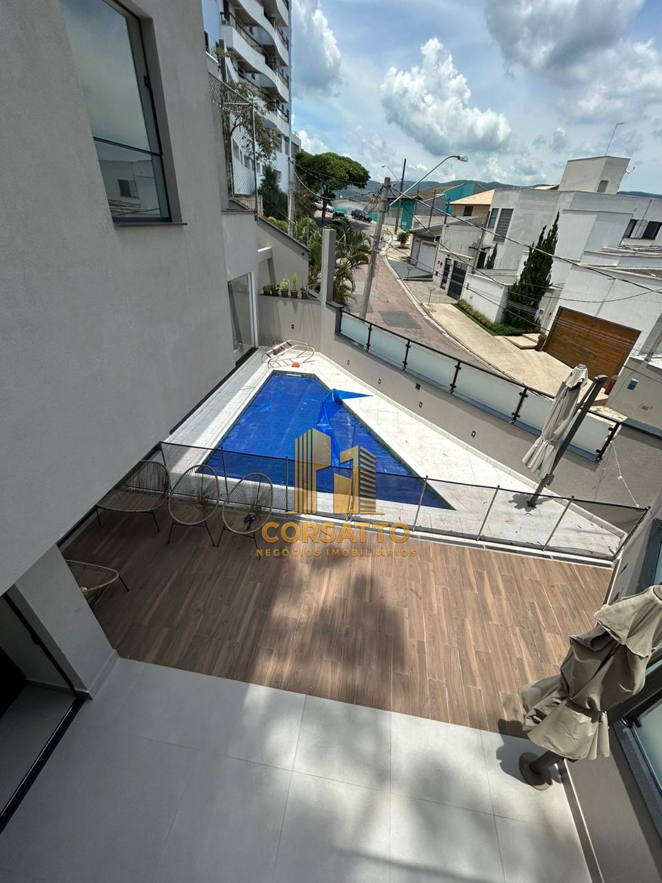Casa Sobrado de Alto Padrão Jardim da Serra